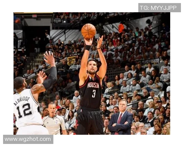 以小前锋为核心构建篮球战术体系探索及其对球队整体表现的影响分析